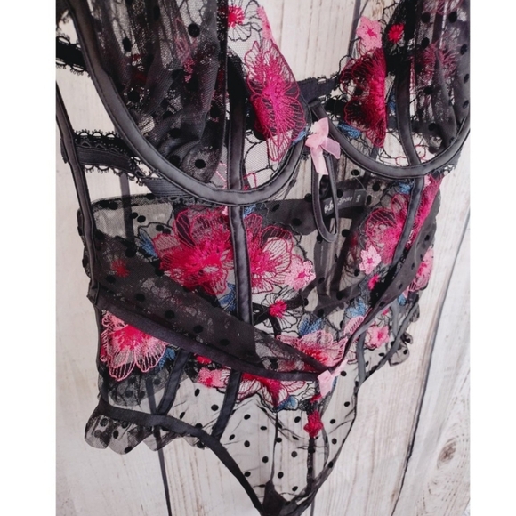 New!For Love and Lemons Black Swiss Dot Zinnia Floral Embroidered Bodysu… - Picture 14 of 15